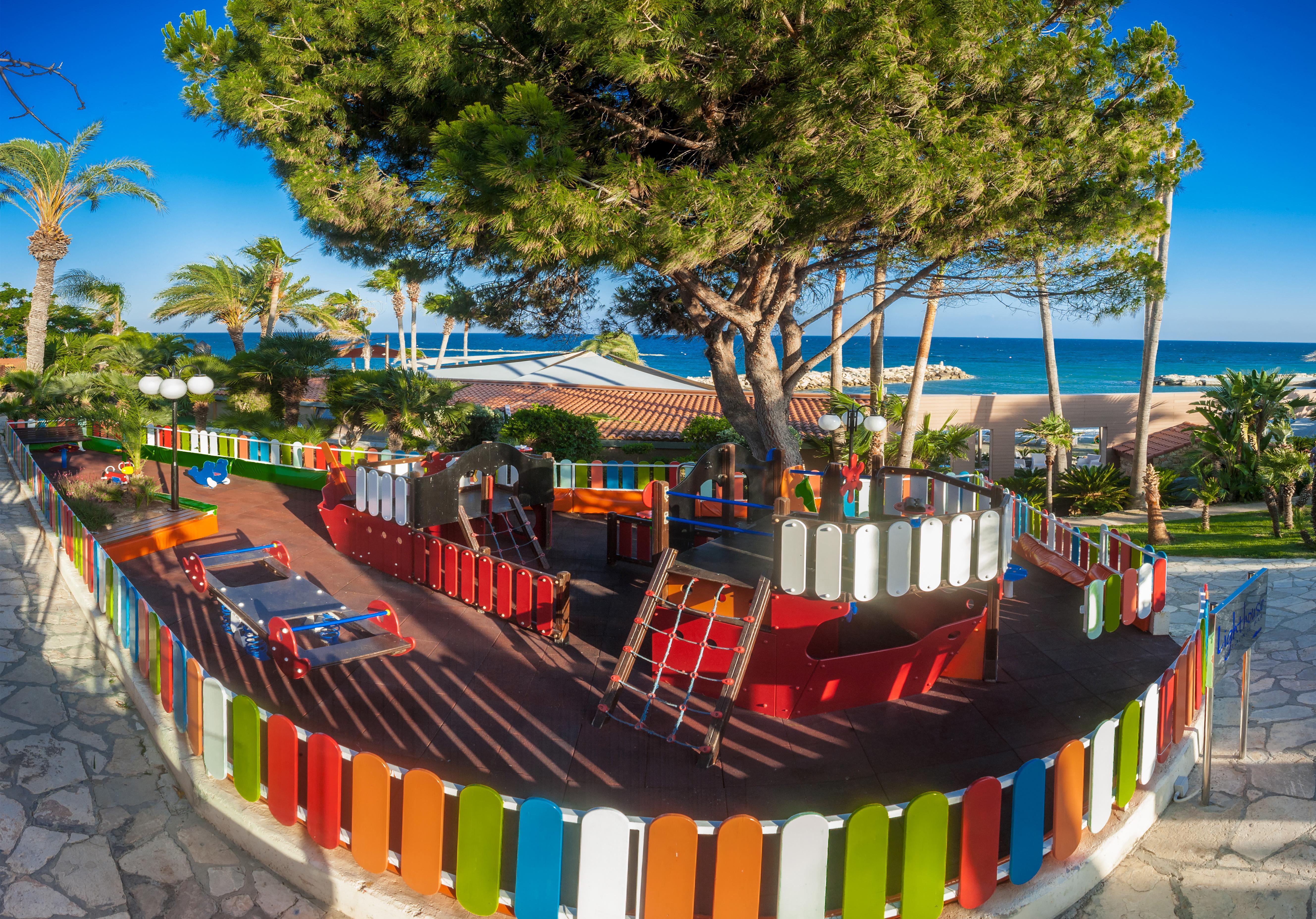 Amathus Beach Hotel Limassol Exterior foto The amphitheater